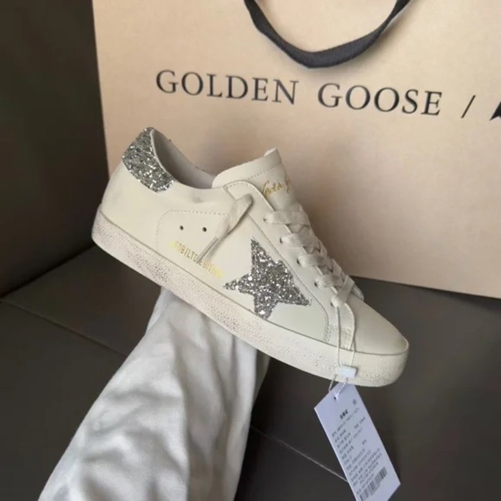 Golden Goose Women's Cream Sneakers with Silver Accents - Picture 3 of 7